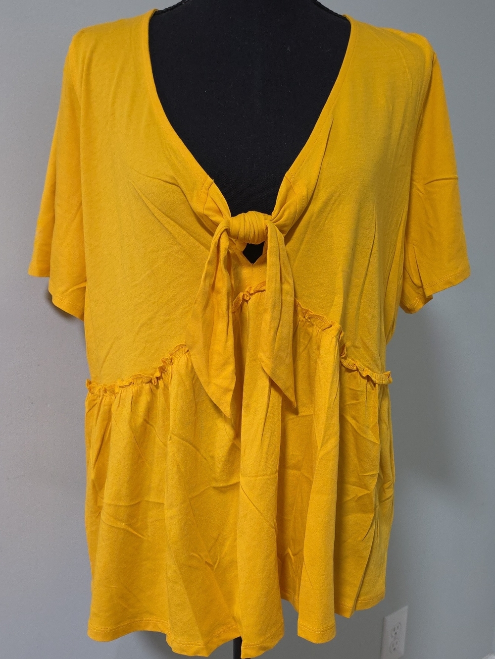 Torrid Golden Yellow Tie-Front Keyhole Tunic Top